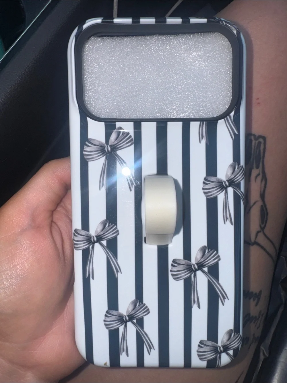 iPhone 17 Pro Max. Black & white stripes with black bows & attached Loop holder